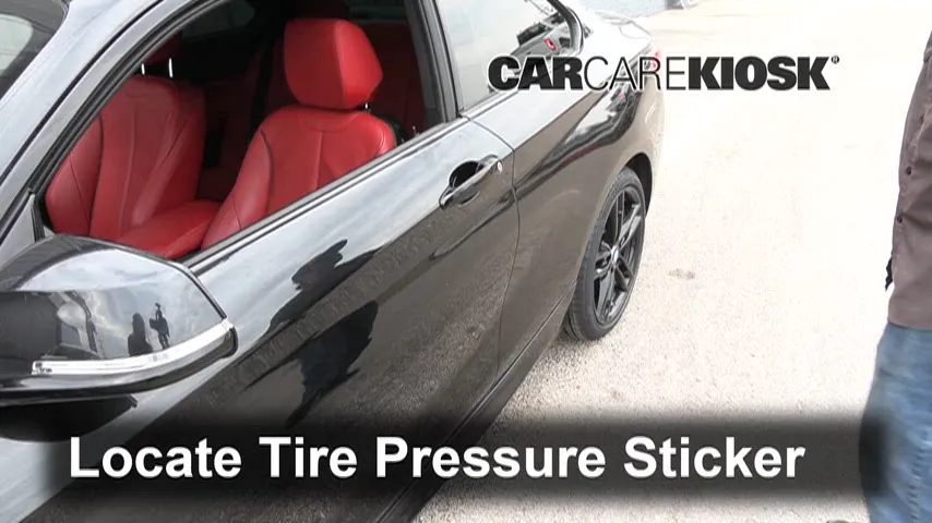 2019 BMW 230i xDrive 2.0L 4 Cyl. Turbo Coupe Pneus et roues Vérifier la pression des pneus